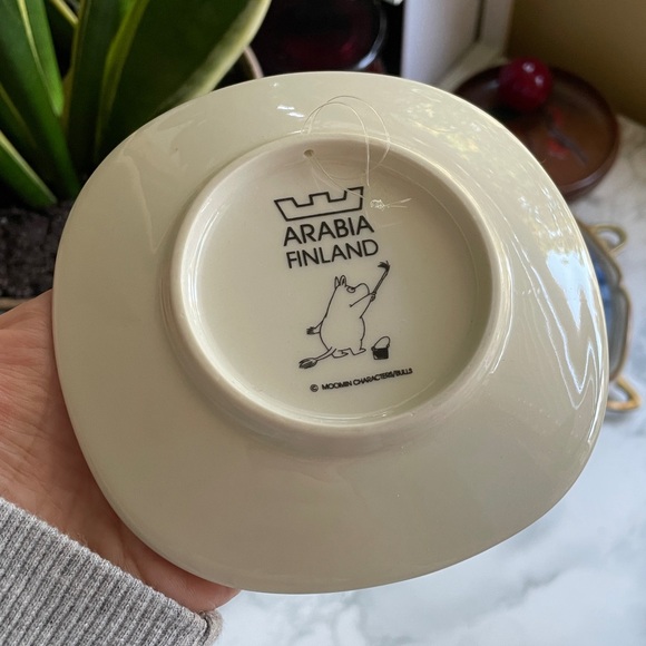 Arabia Finland Moomin Miniature Wall Plate " How To Build An Empire" Beach Rum - Picture 4 of 7